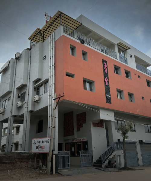 Isha ivf hospital img